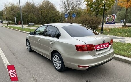 Volkswagen Jetta VI, 2012 год, 1 000 000 рублей, 5 фотография