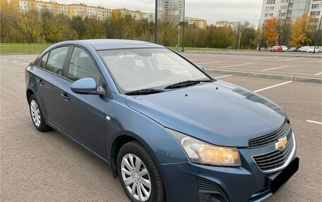 Chevrolet Cruze II, 2013 год, 670 000 рублей, 3 фотография