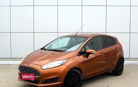 Ford Fiesta, 2015 год, 870 000 рублей, 1 фотография