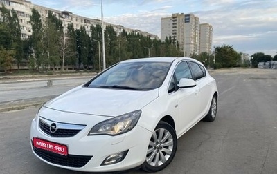 Opel Astra J, 2011 год, 790 000 рублей, 1 фотография