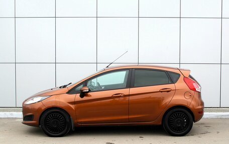 Ford Fiesta, 2015 год, 870 000 рублей, 2 фотография