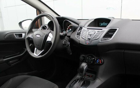 Ford Fiesta, 2015 год, 870 000 рублей, 11 фотография