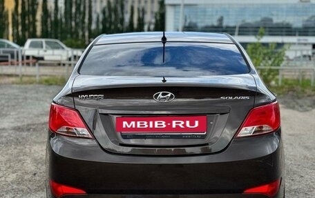 Hyundai Solaris II рестайлинг, 2015 год, 960 000 рублей, 2 фотография