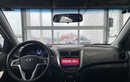 Hyundai Solaris II рестайлинг, 2013 год, 900 000 рублей, 14 фотография