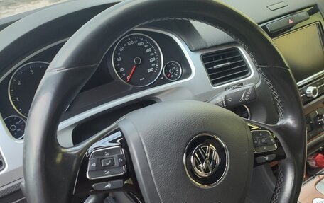 Volkswagen Touareg III, 2013 год, 2 200 000 рублей, 17 фотография