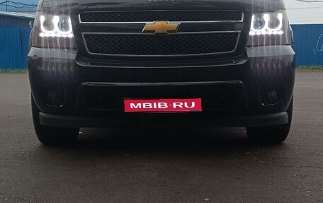 Chevrolet Tahoe III, 2008 год, 1 920 000 рублей, 1 фотография