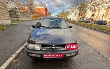 Volkswagen Passat B4, 1996 год, 215 000 рублей, 1 фотография