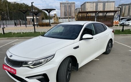 KIA Optima IV, 2019 год, 1 900 000 рублей, 3 фотография