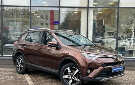 Toyota RAV4, 2018 год, 2 965 000 рублей, 3 фотография