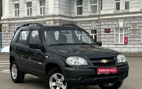 Chevrolet Niva I рестайлинг, 2013 год, 649 000 рублей, 1 фотография