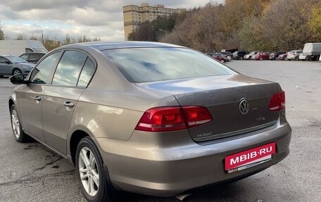 Volkswagen Passat B7, 2011 год, 950 000 рублей, 4 фотография