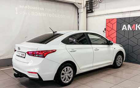 Hyundai Solaris II рестайлинг, 2018 год, 1 095 600 рублей, 10 фотография