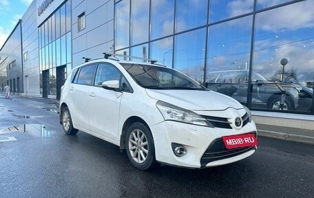 Toyota Verso I, 2013 год, 1 599 000 рублей, 3 фотография