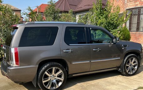 Cadillac Escalade III, 2013 год, 2 650 000 рублей, 3 фотография