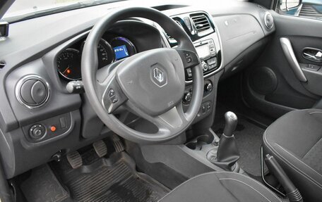 Renault Logan II, 2016 год, 769 000 рублей, 11 фотография