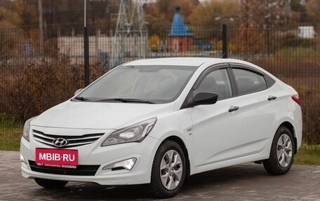 Hyundai Solaris II рестайлинг, 2014 год, 1 045 000 рублей, 1 фотография