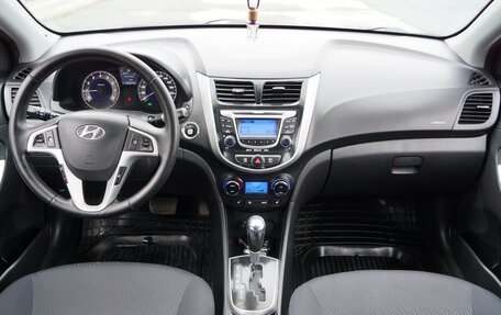 Hyundai Solaris II рестайлинг, 2012 год, 890 000 рублей, 8 фотография