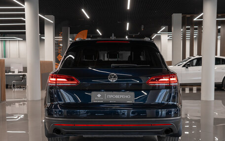 Volkswagen Touareg III, 2019 год, 4 150 000 рублей, 6 фотография