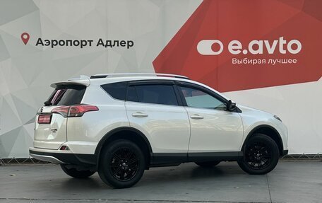 Toyota RAV4, 2017 год, 2 890 000 рублей, 4 фотография