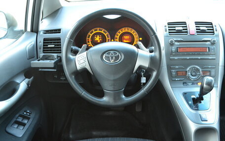 Toyota Auris II, 2008 год, 750 000 рублей, 10 фотография