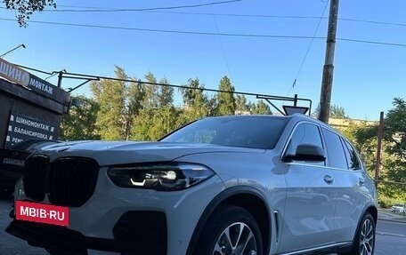 BMW X5, 2022 год, 8 749 000 рублей, 2 фотография