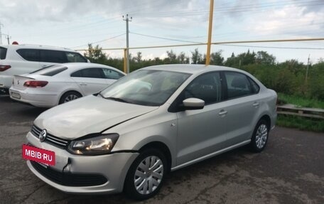 Volkswagen Polo VI (EU Market), 2014 год, 750 000 рублей, 2 фотография