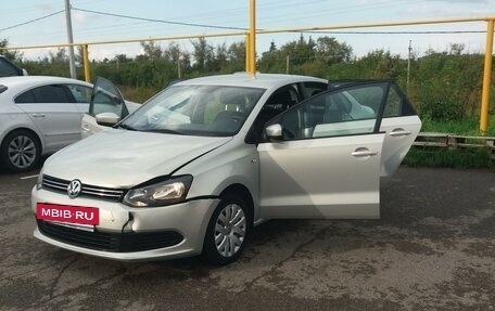 Volkswagen Polo VI (EU Market), 2014 год, 750 000 рублей, 4 фотография