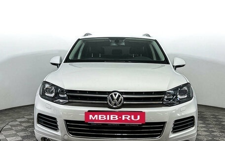 Volkswagen Touareg III, 2013 год, 2 097 000 рублей, 2 фотография