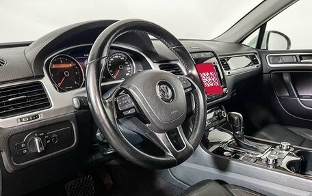 Volkswagen Touareg III, 2013 год, 2 097 000 рублей, 13 фотография