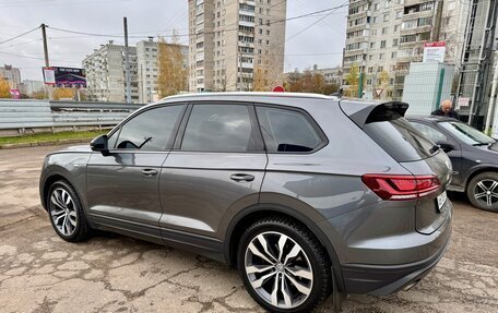 Volkswagen Touareg III, 2018 год, 5 000 000 рублей, 6 фотография