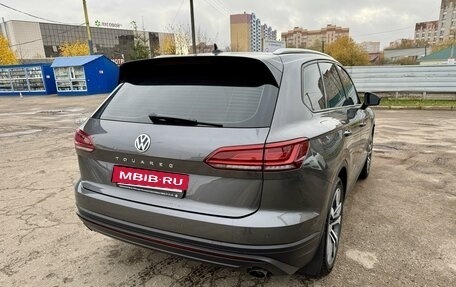 Volkswagen Touareg III, 2018 год, 5 000 000 рублей, 10 фотография