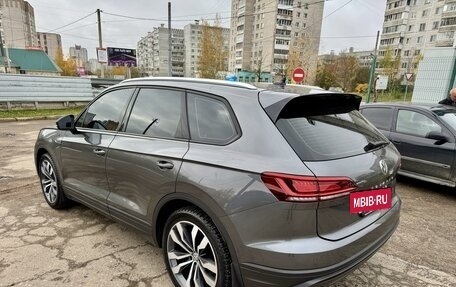 Volkswagen Touareg III, 2018 год, 5 000 000 рублей, 7 фотография