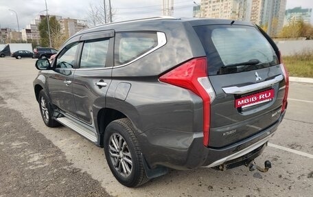 Mitsubishi Pajero Sport III рестайлинг, 2018 год, 2 689 000 рублей, 5 фотография