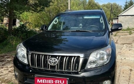 Toyota Land Cruiser Prado 150 рестайлинг 2, 2010 год, 2 650 000 рублей, 6 фотография