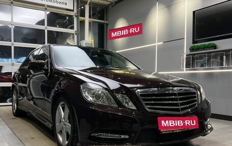 Mercedes-Benz E-Класс, 2013 год, 1 749 000 рублей, 3 фотография