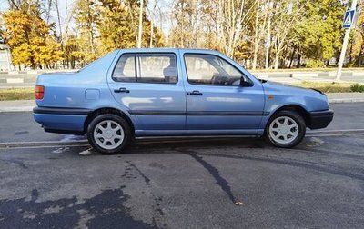 Volkswagen Vento, 1992 год, 290 000 рублей, 1 фотография