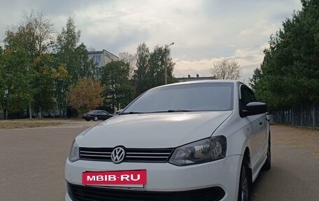 Volkswagen Polo VI (EU Market), 2013 год, 490 000 рублей, 3 фотография