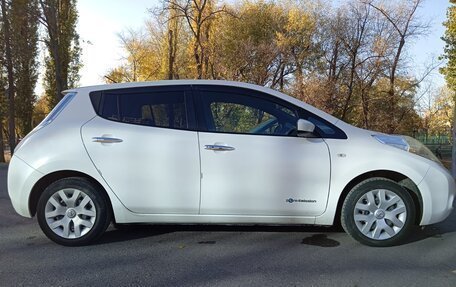 Nissan Leaf I, 2016 год, 835 000 рублей, 3 фотография