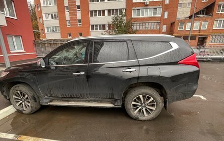 Mitsubishi Pajero Sport III рестайлинг, 2017 год, 3 500 000 рублей, 3 фотография