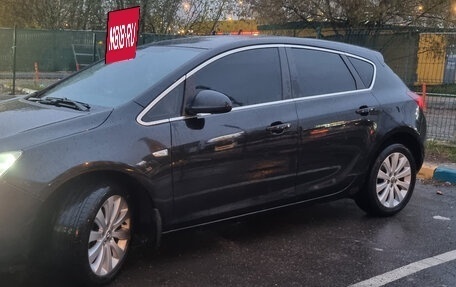 Opel Astra J, 2011 год, 760 000 рублей, 5 фотография