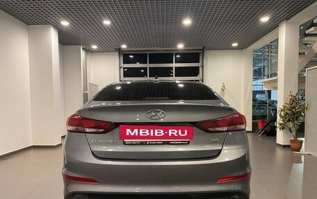 Hyundai Elantra VI рестайлинг, 2017 год, 1 795 000 рублей, 4 фотография