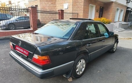 Mercedes-Benz E-Класс, 1993 год, 800 000 рублей, 5 фотография