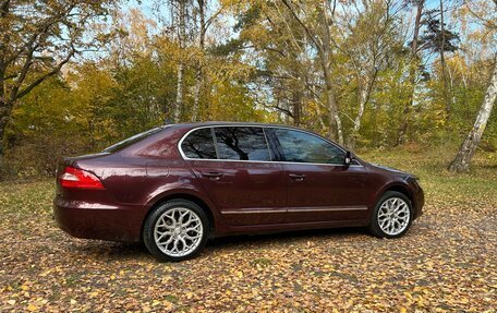 Skoda Superb III рестайлинг, 2009 год, 1 330 000 рублей, 1 фотография