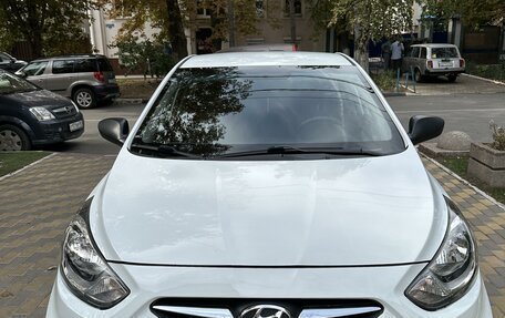 Hyundai Solaris II рестайлинг, 2013 год, 846 000 рублей, 13 фотография