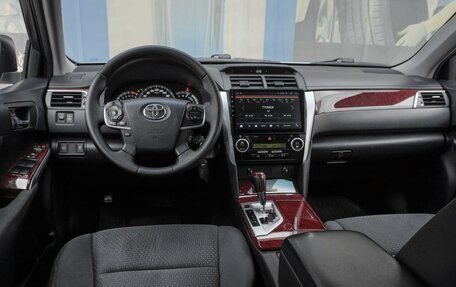 Toyota Camry, 2013 год, 1 799 000 рублей, 6 фотография