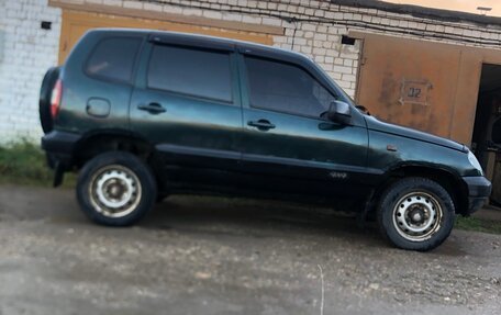 Chevrolet Niva I рестайлинг, 2004 год, 250 000 рублей, 3 фотография