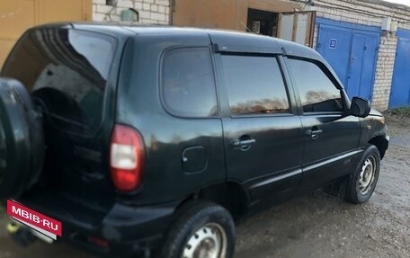 Chevrolet Niva I рестайлинг, 2004 год, 250 000 рублей, 2 фотография