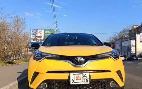 Toyota C-HR I рестайлинг, 2018 год, 2 100 000 рублей, 6 фотография