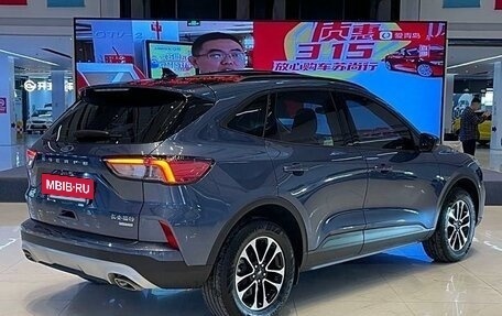 Ford Escape, 2021 год, 2 397 367 рублей, 4 фотография