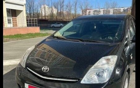 Toyota Prius, 2008 год, 950 000 рублей, 2 фотография